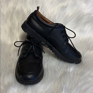 Tommy Hilfiger Boys Black Dress Shoes